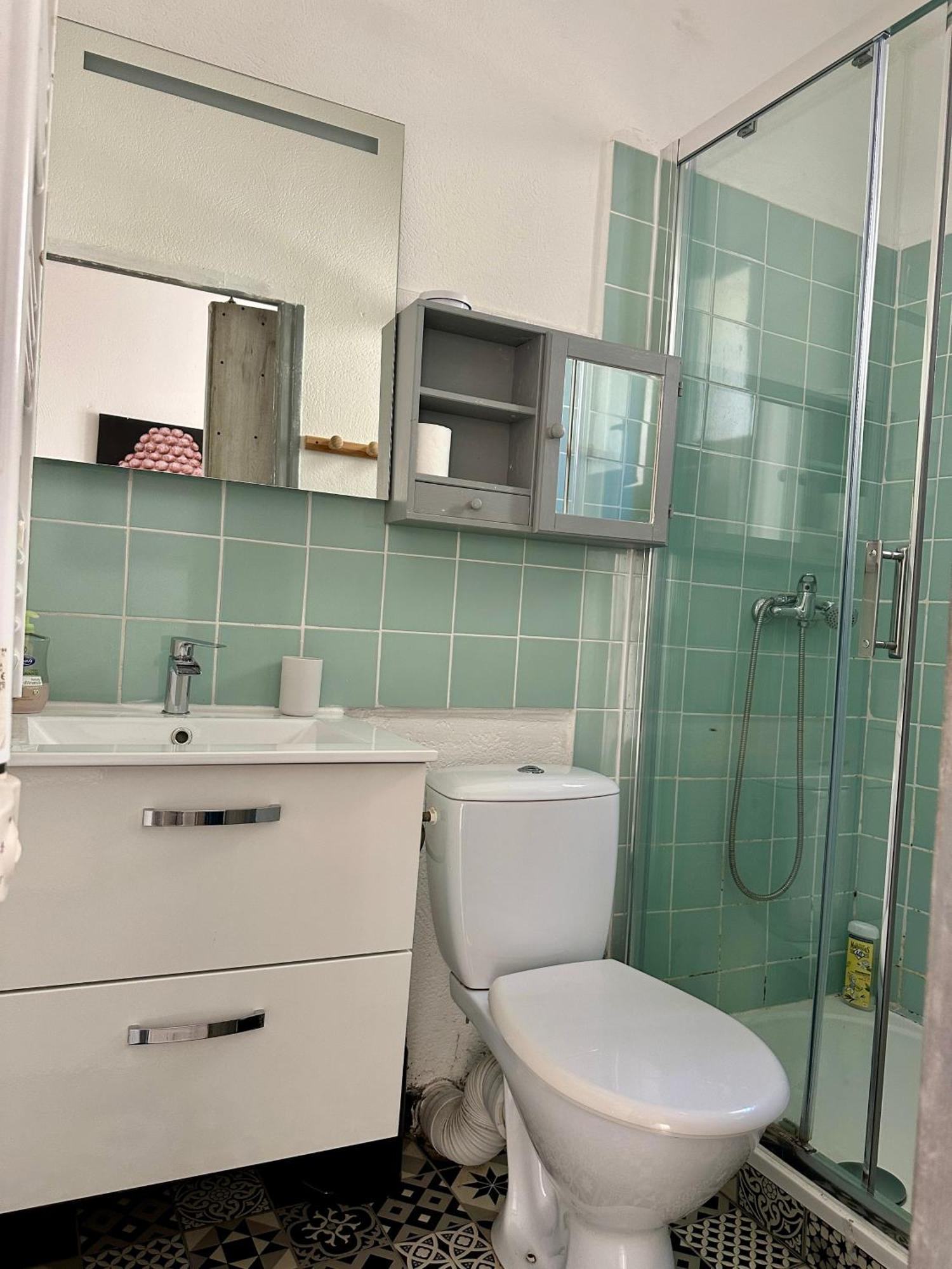 Studio3 Proche Quai Rouget Apartment L'Isle-sur-la-Sorgue